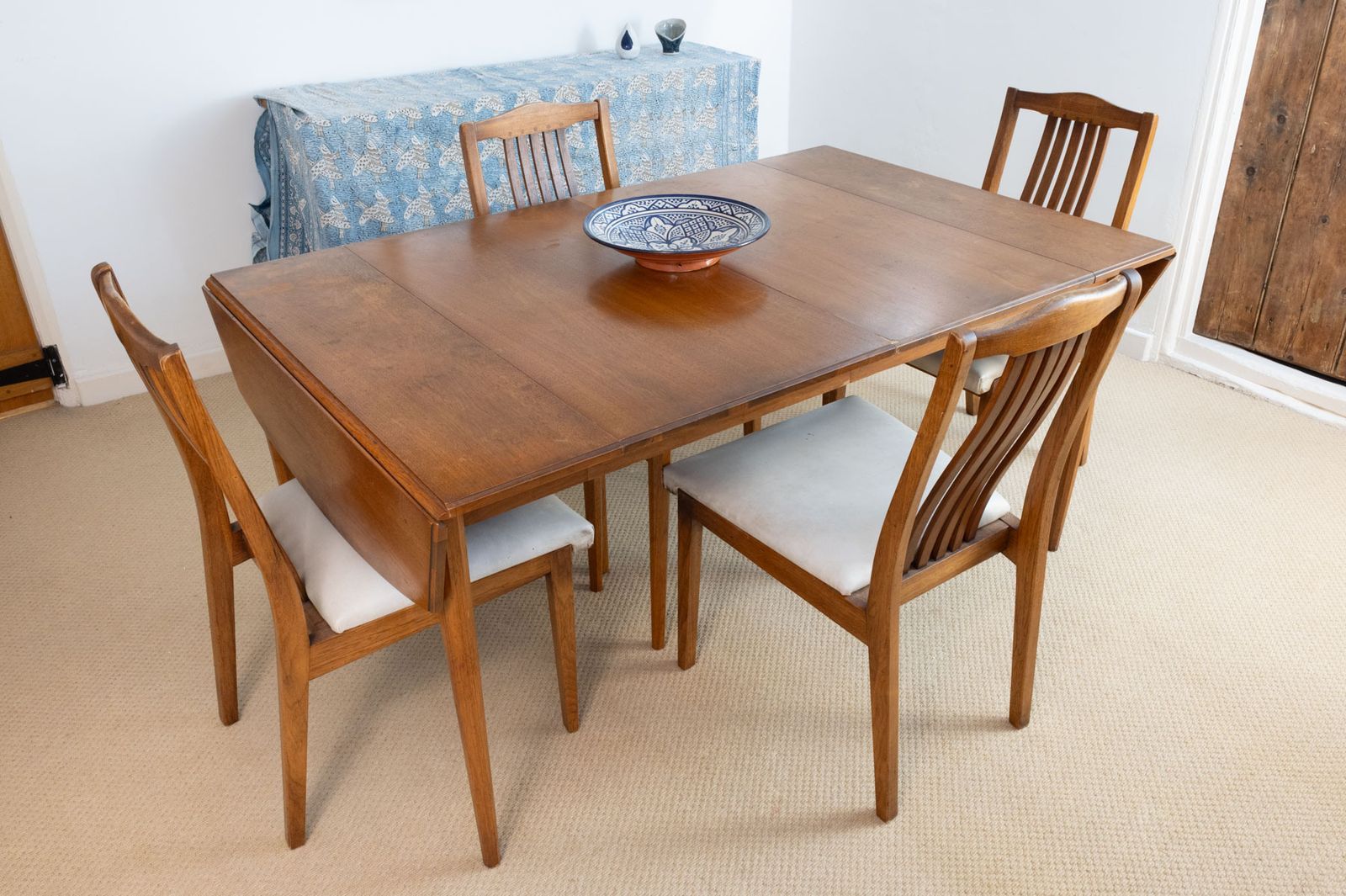 Mid Century Modern American Heritage Dining Room Table And Chairs   Seats Up To 6 photo 550.0