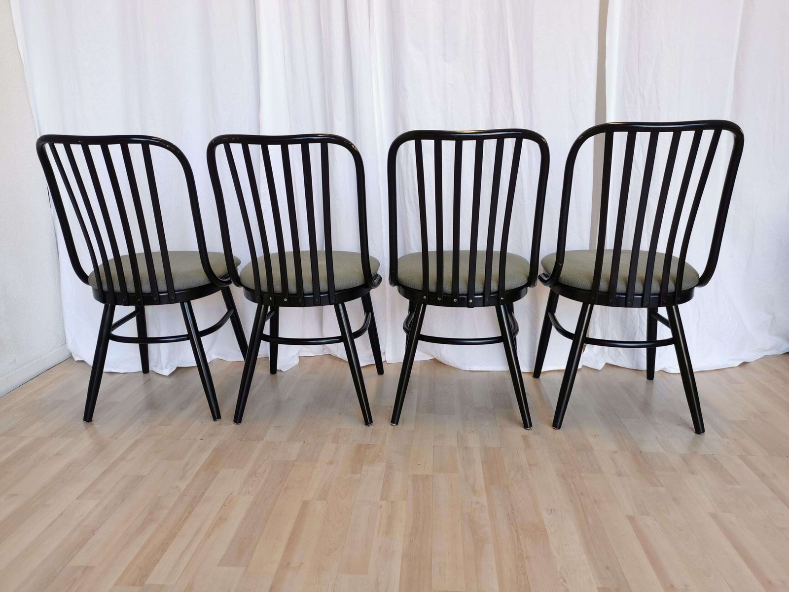 1 Of 4 Vintage Wooden Dine Chairs / 1980s Yugoslavia / Made In Ligna Style / Black Bentwood Mid Century Dining Chairs Gray Fabric Seat photo vinterior