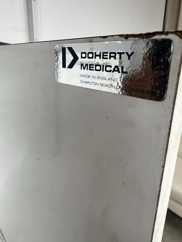 photo vintage Vtg Late Mid Century Medical Cabinet Sideboard Wall Unit Retro Bookcase