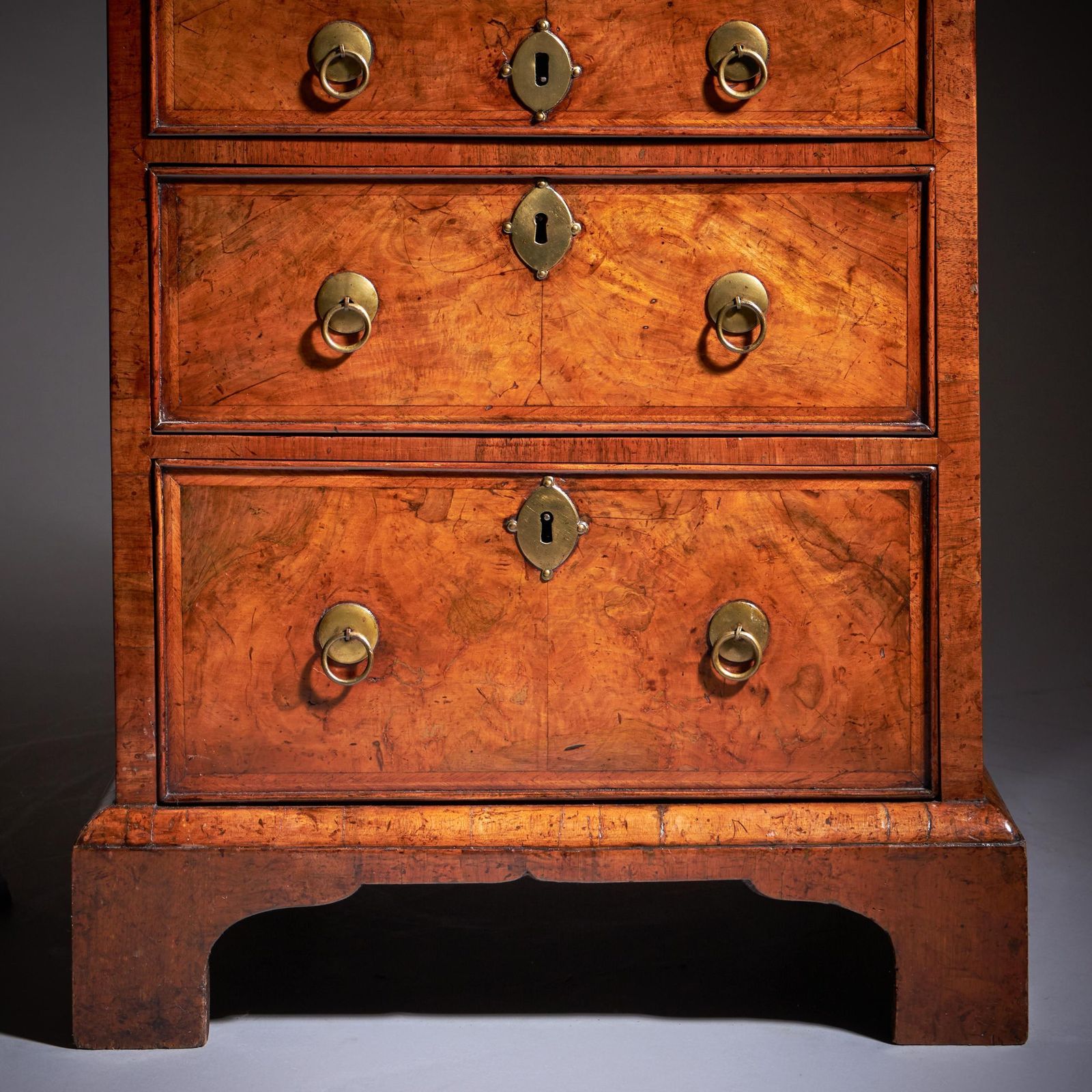 photo furniture 18th Century Queen Anne Burr Walnut Double Dome Bureau Bookcase