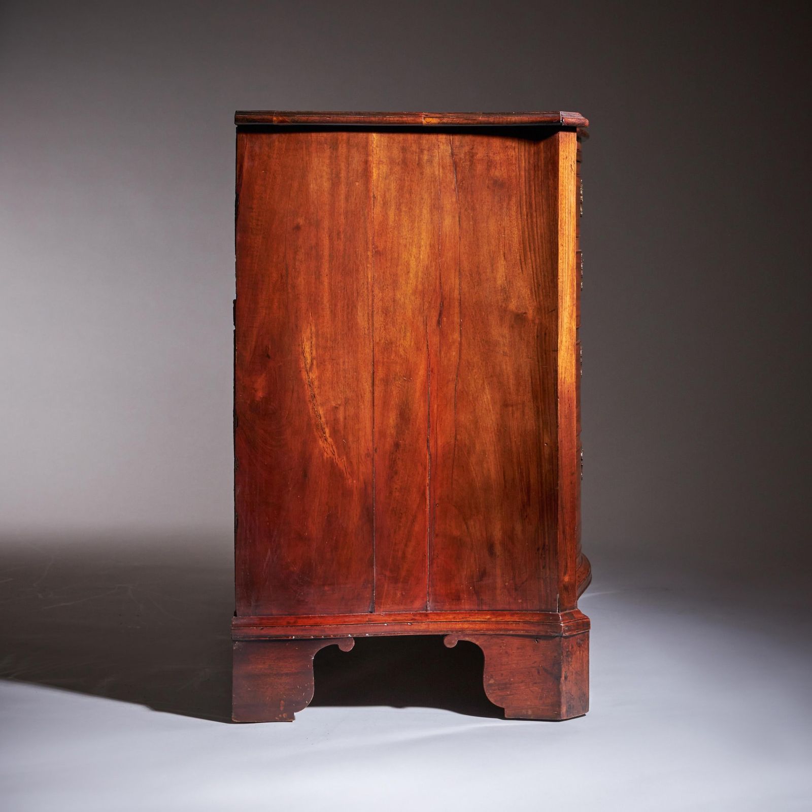 Important 18th Century Goncalo Alves Serpentine Chest Signed J N Teague 1779 photo for sale