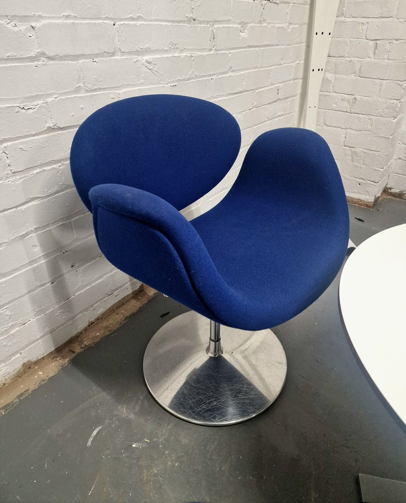 Furniture Retro Set Of 4 Artifort Little Tulip Chairs By Pierre Paulin Hard To Find! photo