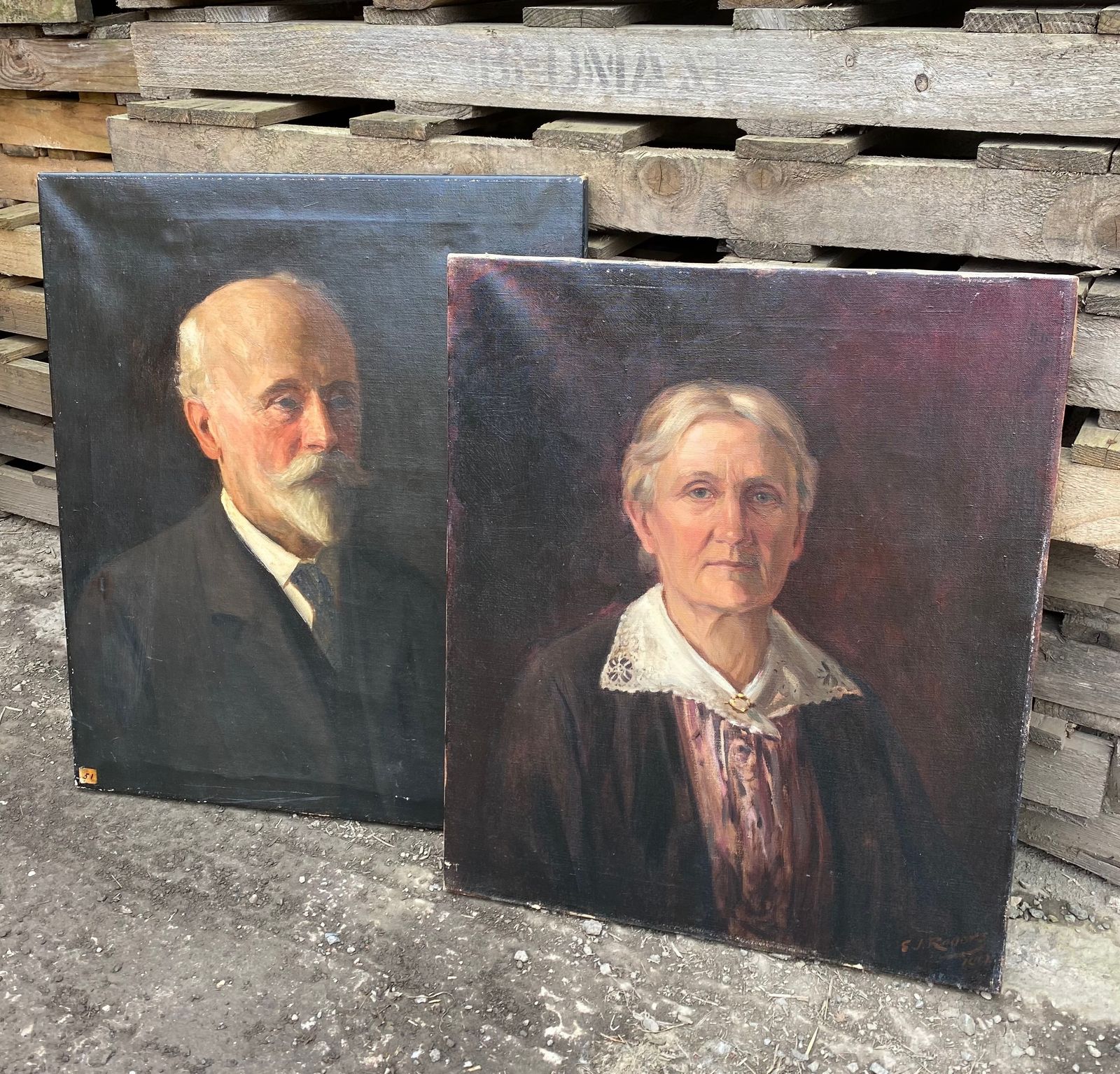 E J Rogers Irish School Mother And Father Portraits