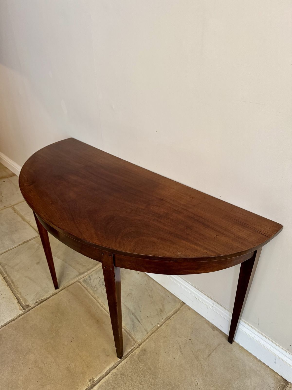 Antique George III Quality Mahogany Demi Lune Shaped Table photo vinterior