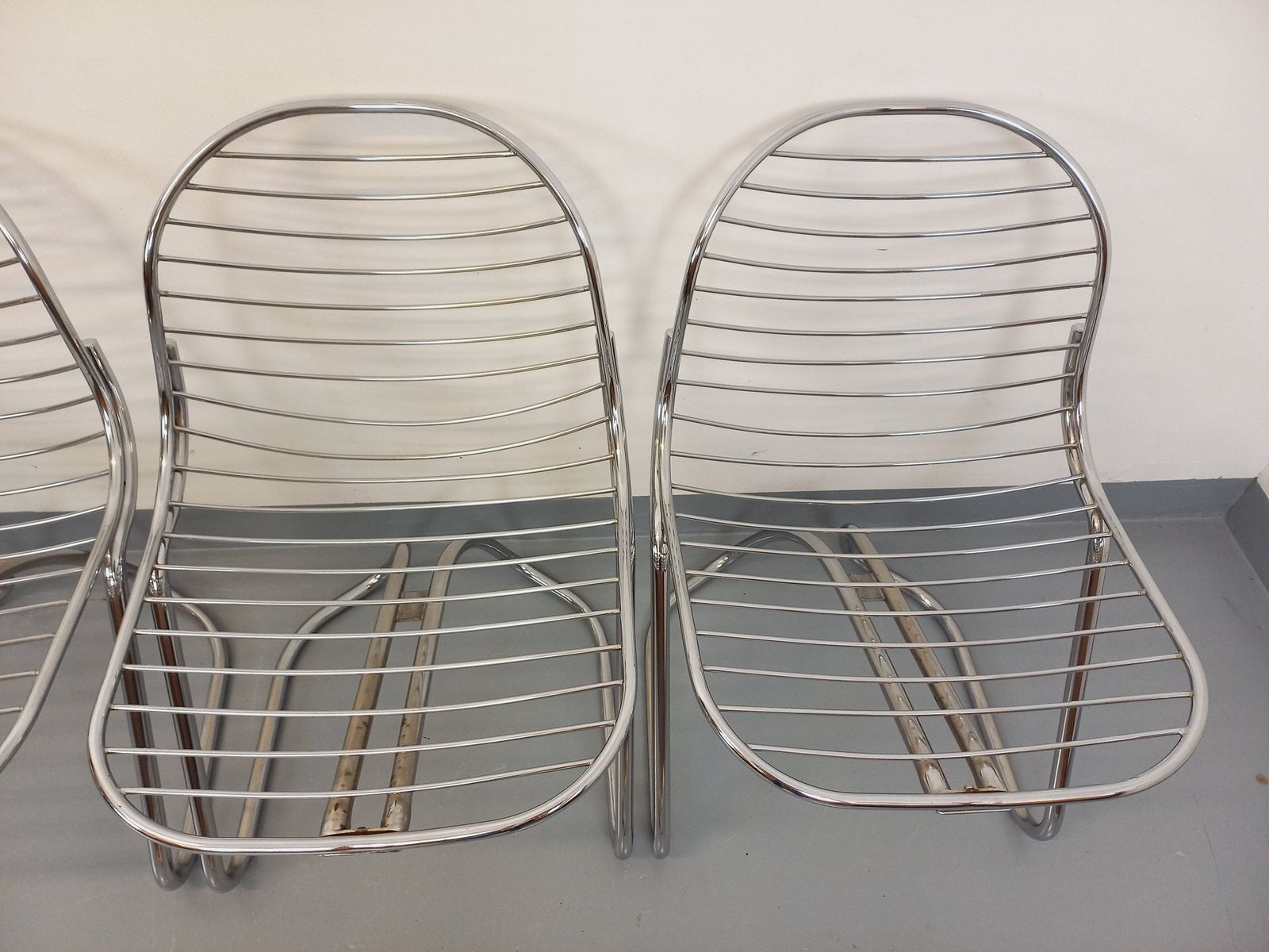 photo vintage 4 Italian Gastone Rinaldi Chairs In Chromed Metal