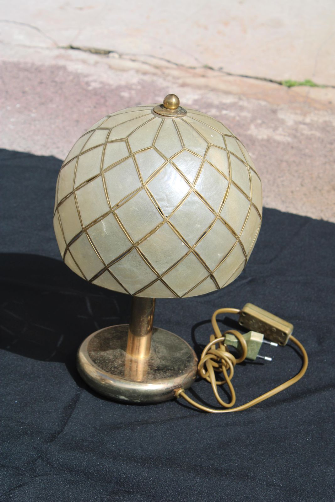 Pair Of Decorative Brass Table Lamps Italy 1970 photo Lighting