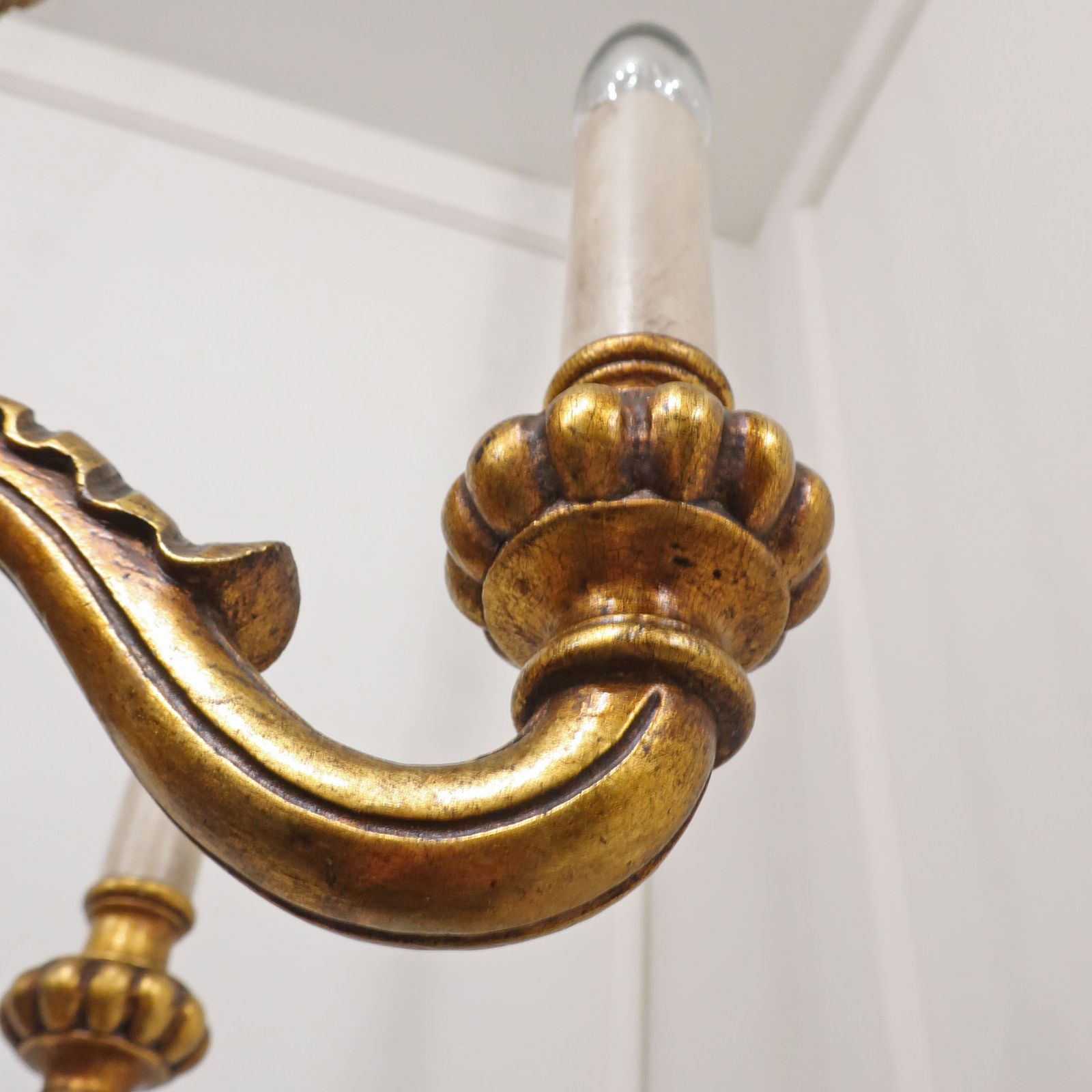 Early 20th Century Italian Florentine Giltwood Chandelier photo buy