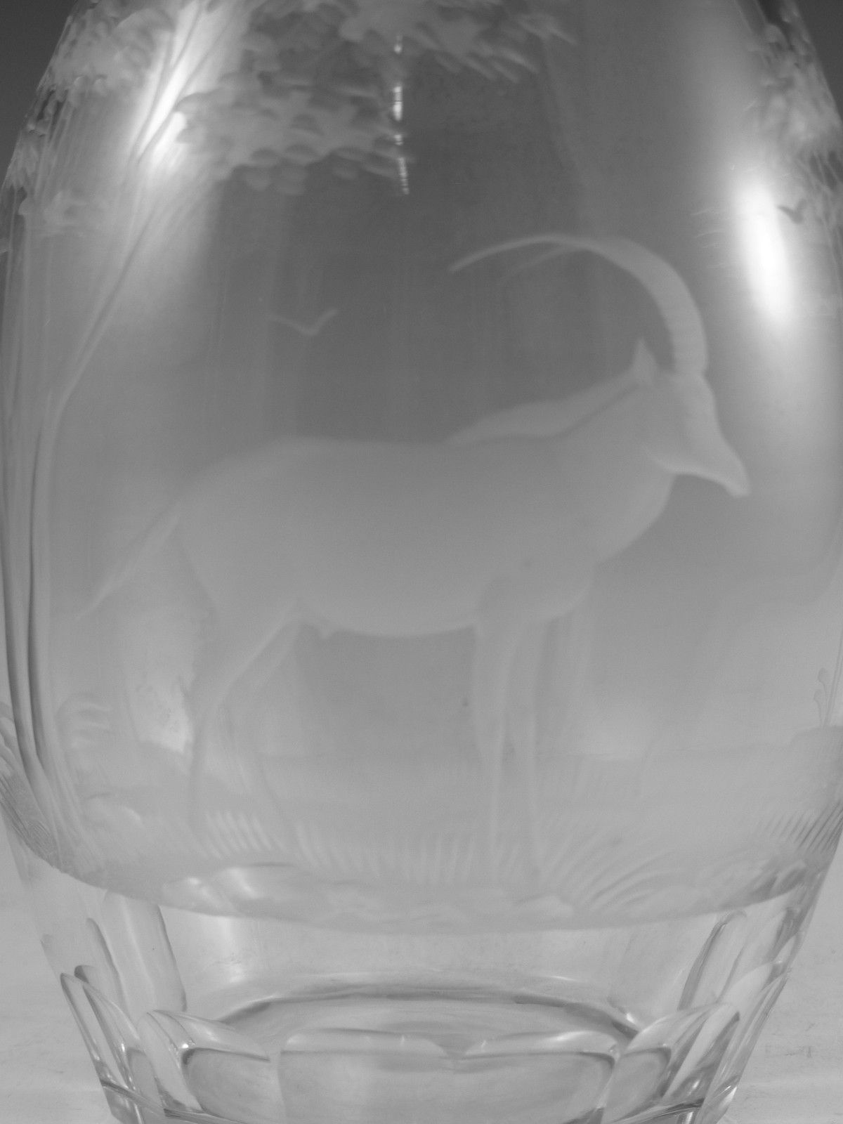 Rowland Ward Crystal Decanter Antelope photo furniture