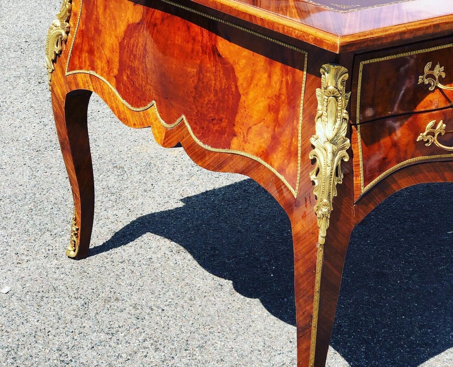 French Empire Style Large Inlaid Kingswood Desk With Brass Decoration photo vinterior