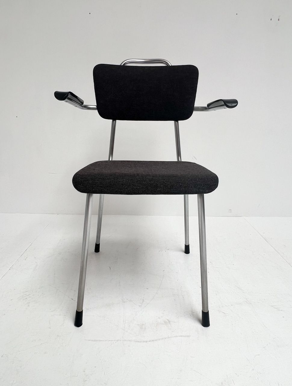 Set Of 4 Dutch Originals 115 Gispen Chairs, 1960s photo Furniture
