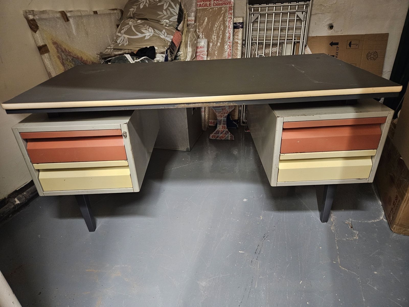 Office Desk