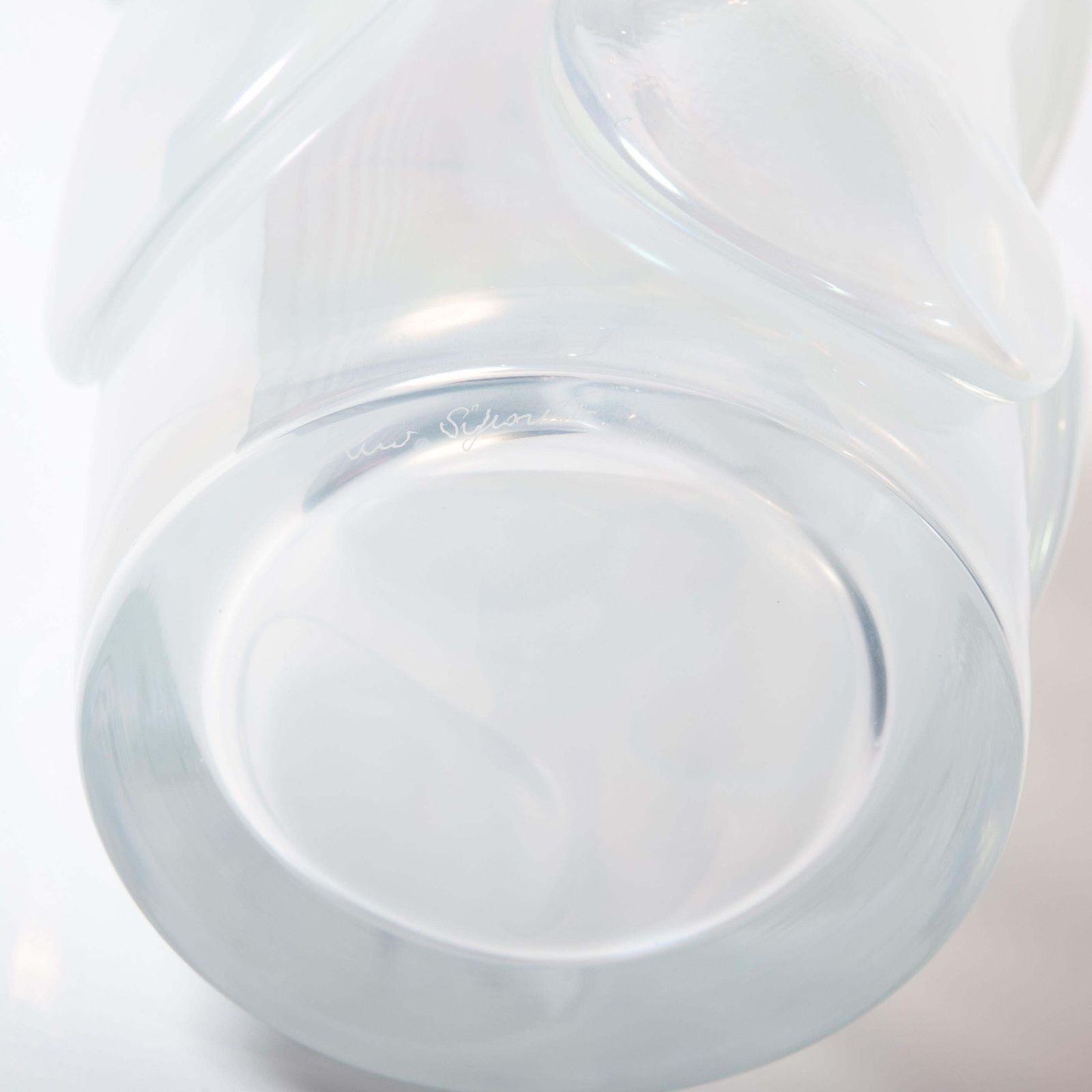 Modern Italian Opalescent Murano Glass Vase With Applications By Pino Signoretto photo 2751.0