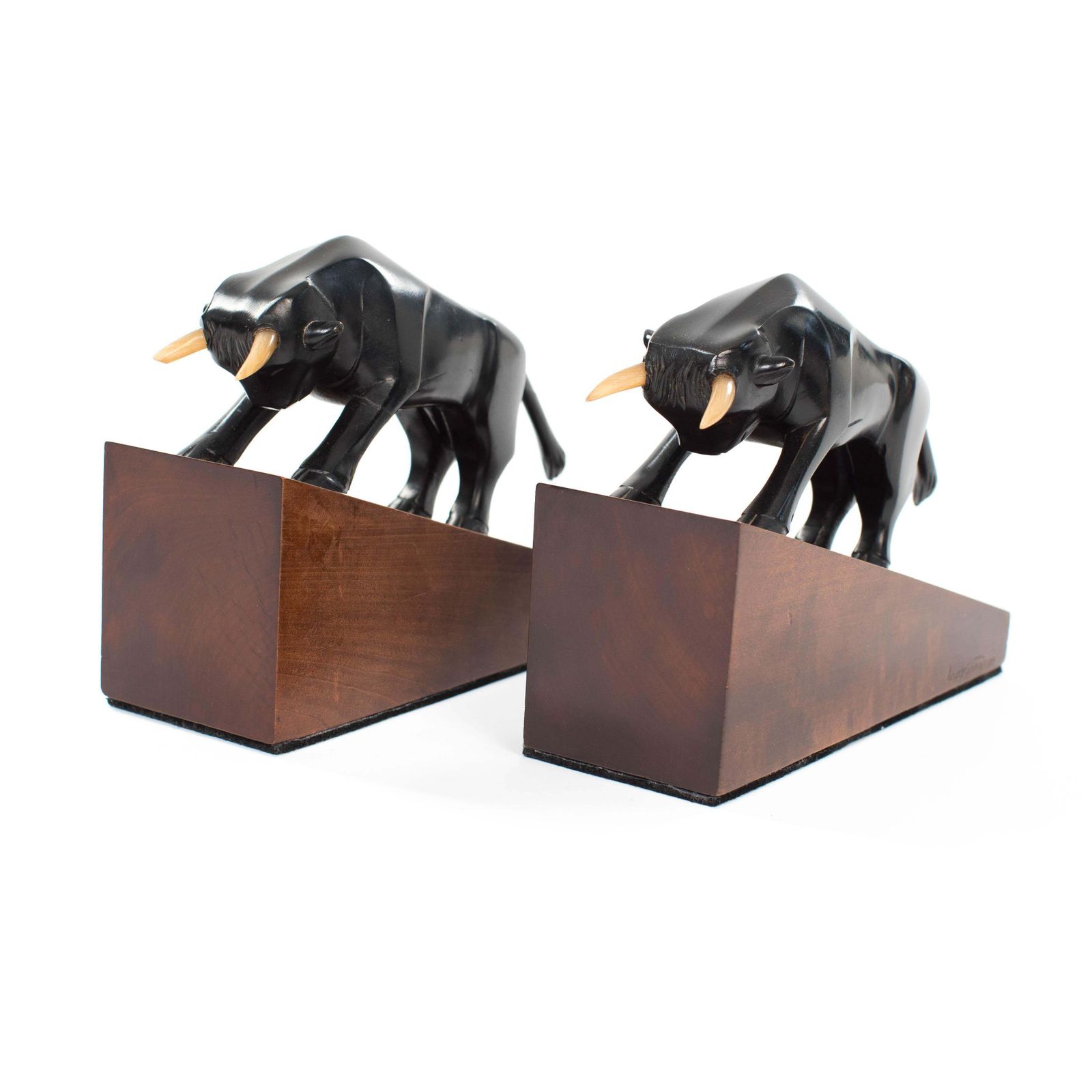 Pair Of French Cubistic Art Déco Bookends In Ebony Horn, Signed By Hand 1920s photo for sale