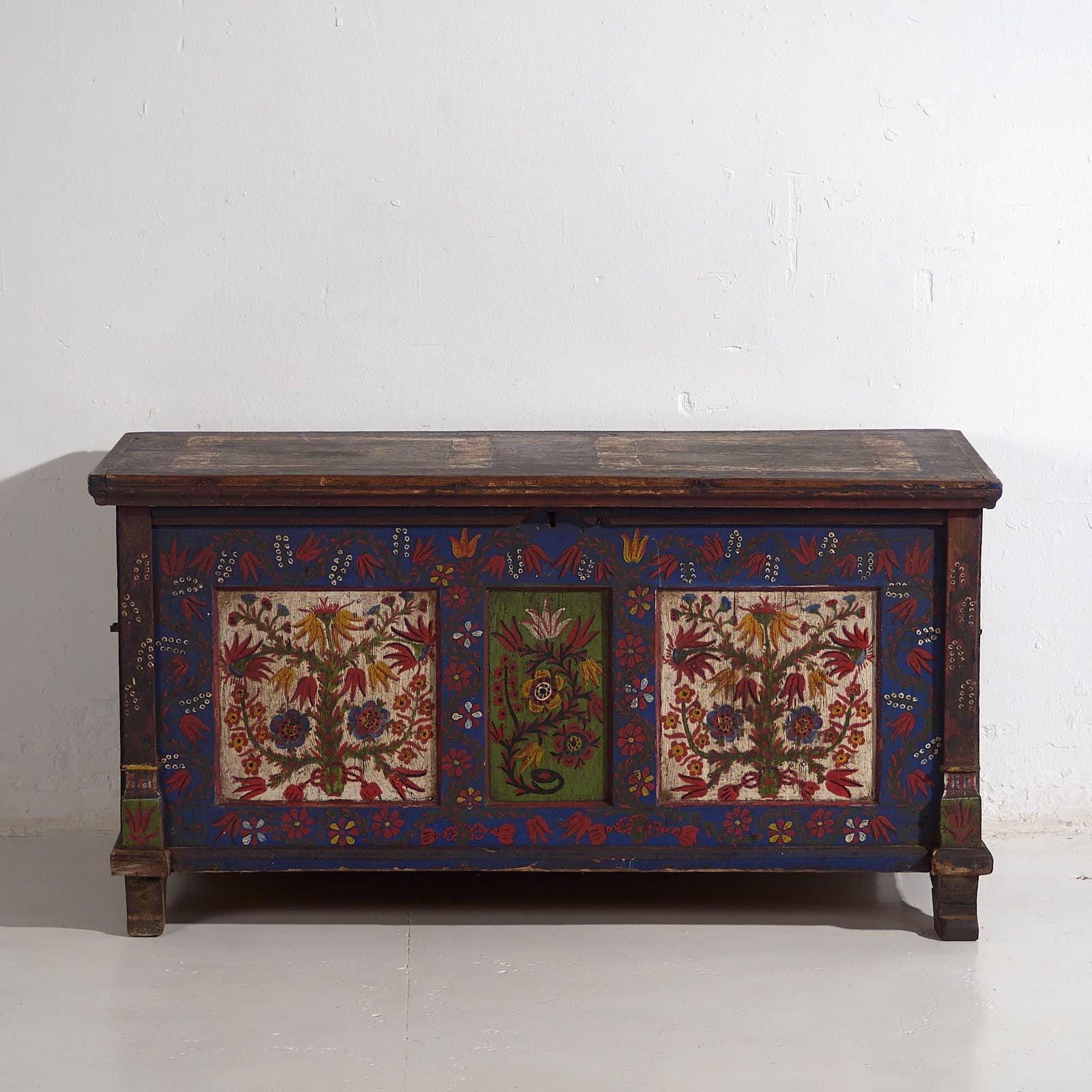 2884.0 Antique Blue Trunk With Hand Painted Floral Details (C.1870) #2 photo