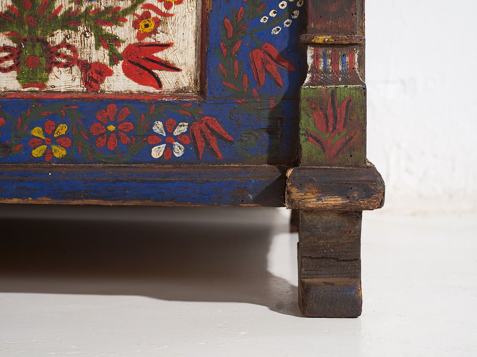 photo buy Antique Blue Trunk With Hand Painted Floral Details (C.1870) #2