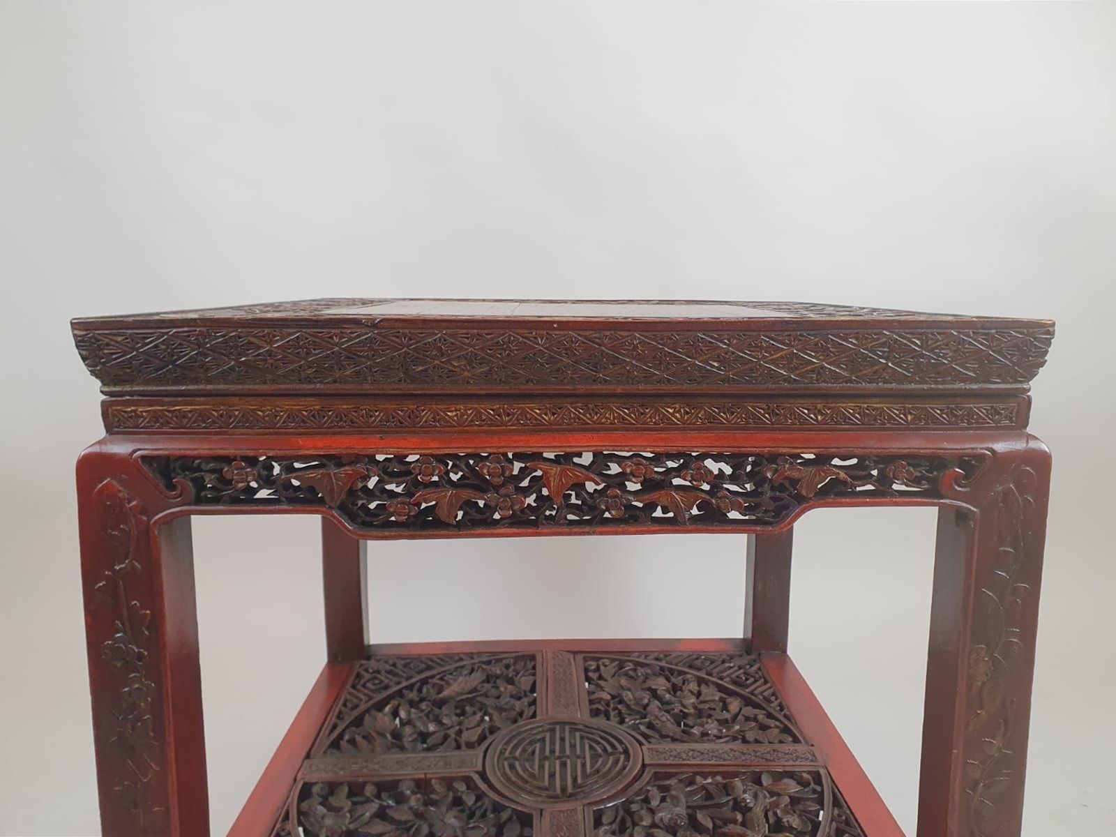 Chinese Coffee Table In Red Lacquered Wood Decorated With Branches, Flowers And Birds, Early 20th Century photo 1150.0