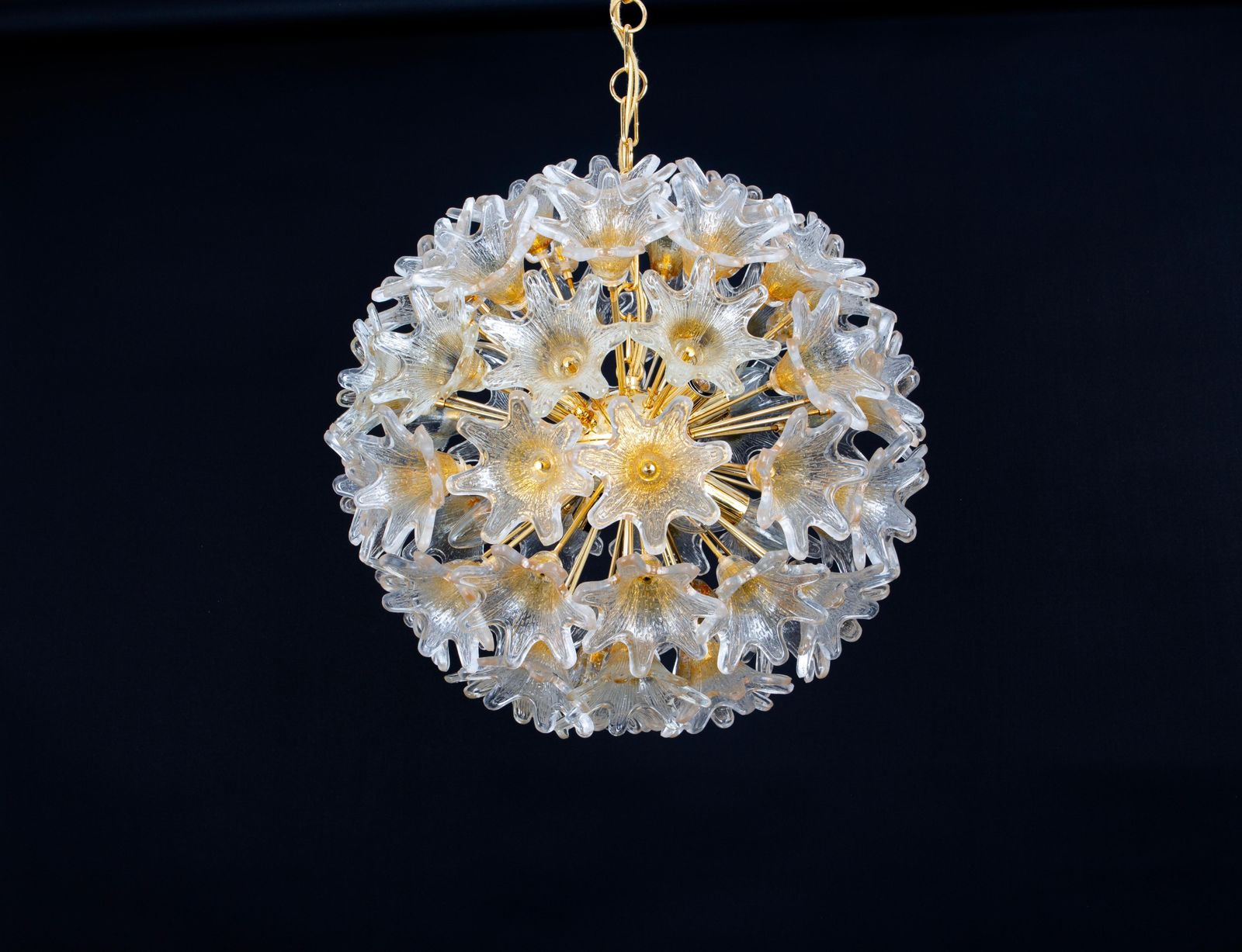 Spectacular Murano Glass Sunburst Flower Chandelier By Venini Veart, Italy 1970s photo vintage