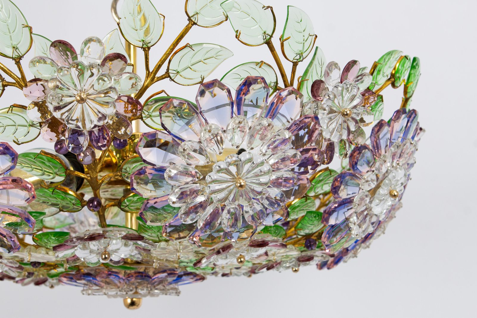 Large Gorgeous Chandeier Gilt Faceted Crystal Glass Bagues, Palwa, 1970s photo vinterior