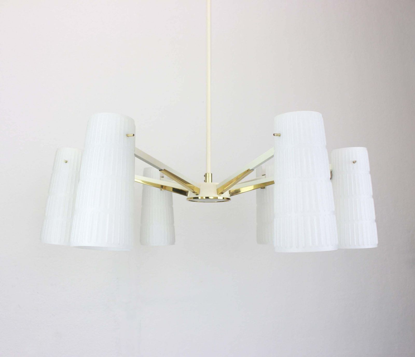 Large Italian Glass Sunburst Chandelier, Stilnovo, 1950s photo furniture