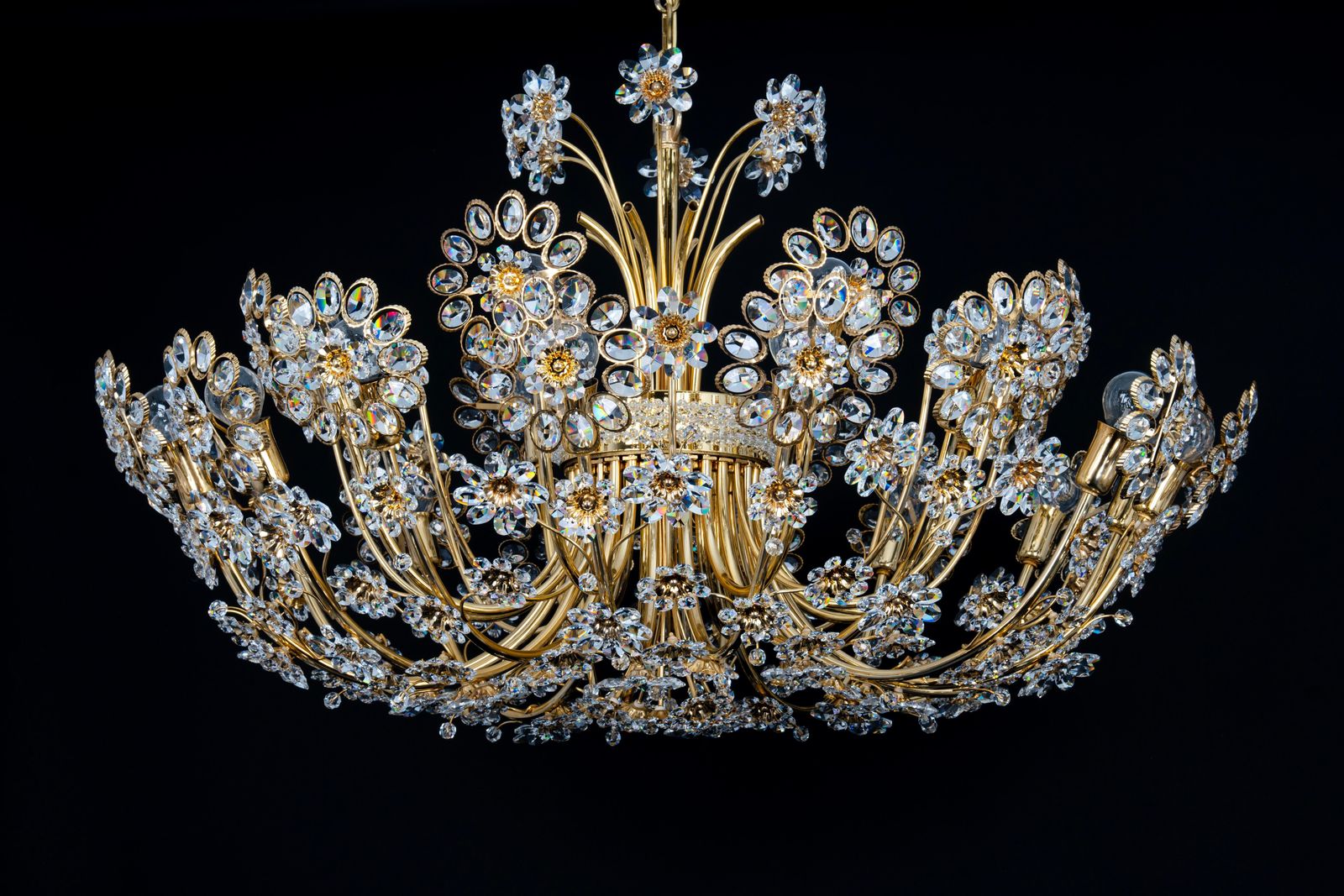 photo vinterior Huge Delicate Gilt Brass And Crystal Flower Chandelier By Palwa, Germany, 1970s
