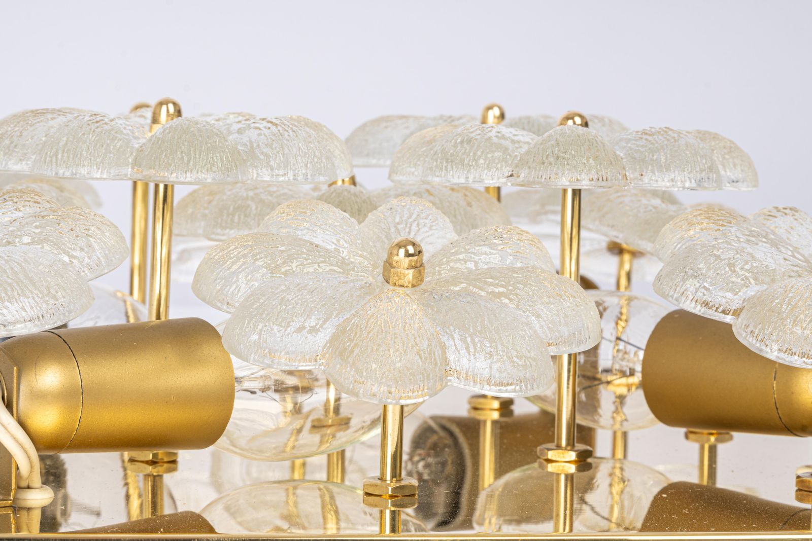 1 Of 2 Stunning Petite Glass Flower Wall /Flush Mount Light E. Palme, Germany photo vinterior