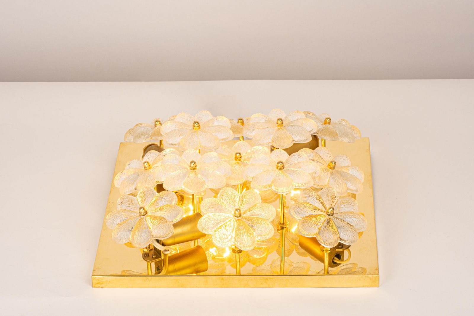 photo furniture 1 Of 2 Stunning Petite Glass Flower Wall /Flush Mount Light E. Palme, Germany