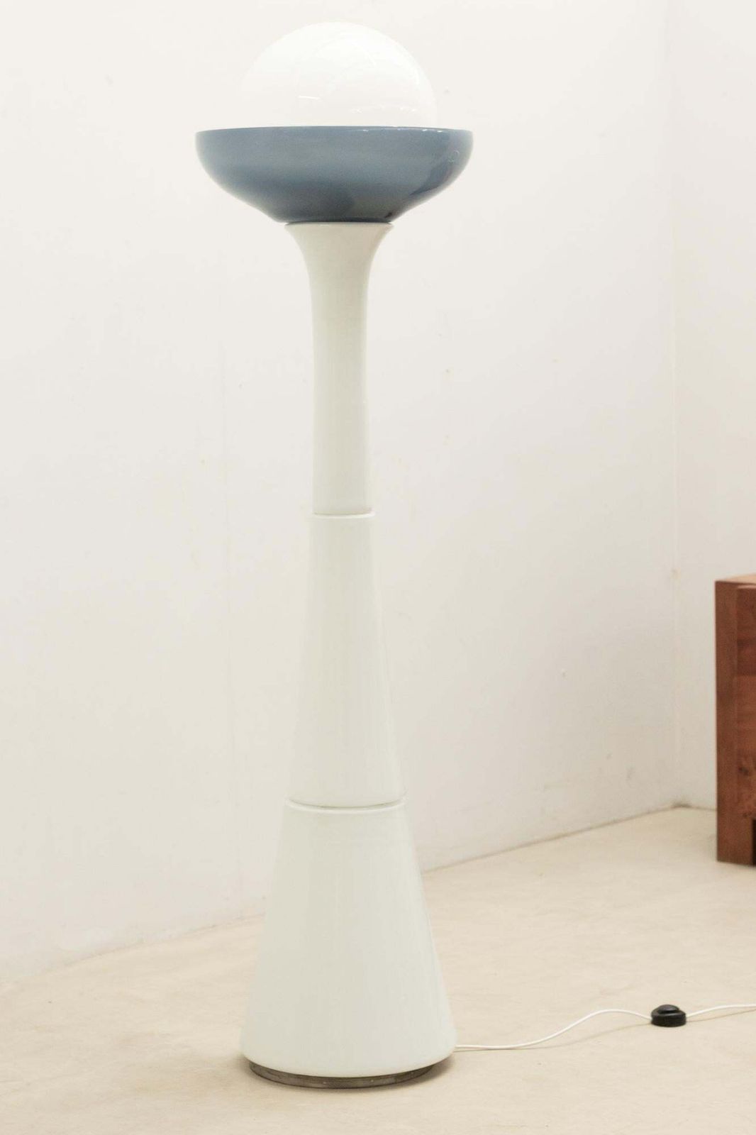 Blue And White Murano Glass Floor Lamp Attr. To Carlo Nason For Selenova, 1960s photo 4728.0