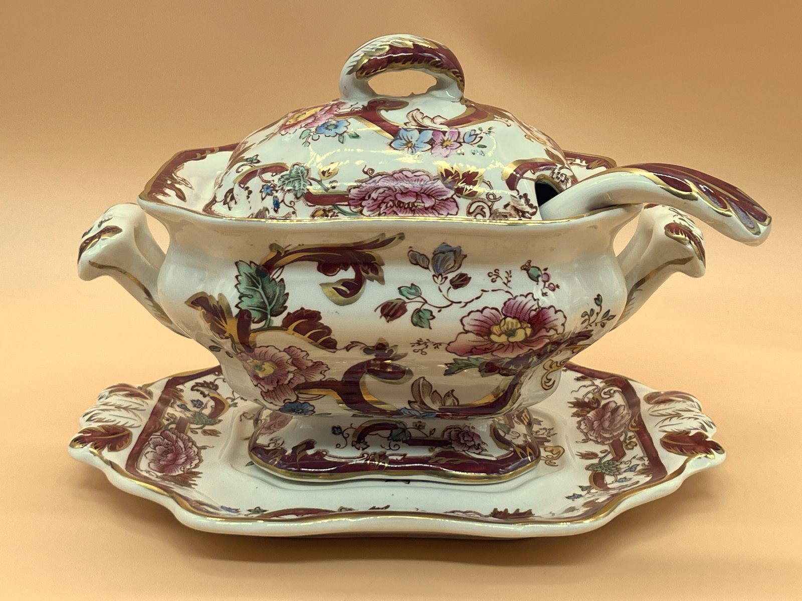 Masons Ironstone Mandalay Red Design Sauce Tureen With Lid, Stand And Ladle Boxed.