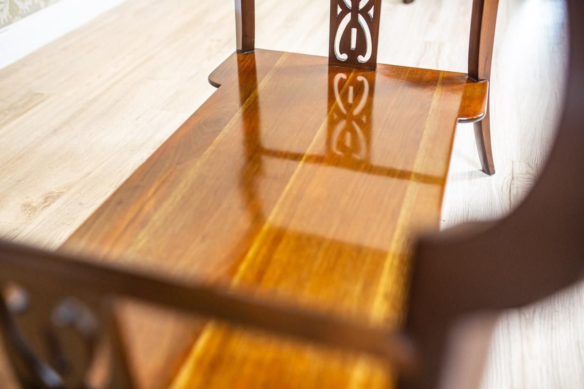 photo vintage Early 20th Century Art Nouveau Mahogany Brown Living Room Coffee Table