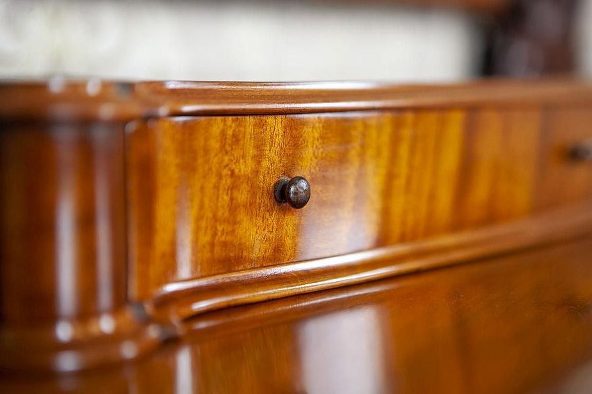 Furniture Elegant Mahogany Vanity Table In Light Brown From The Late 19th Century photo