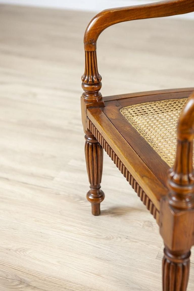 photo vintage 19th Century Rosewood Parlor Set With Carved Backrests