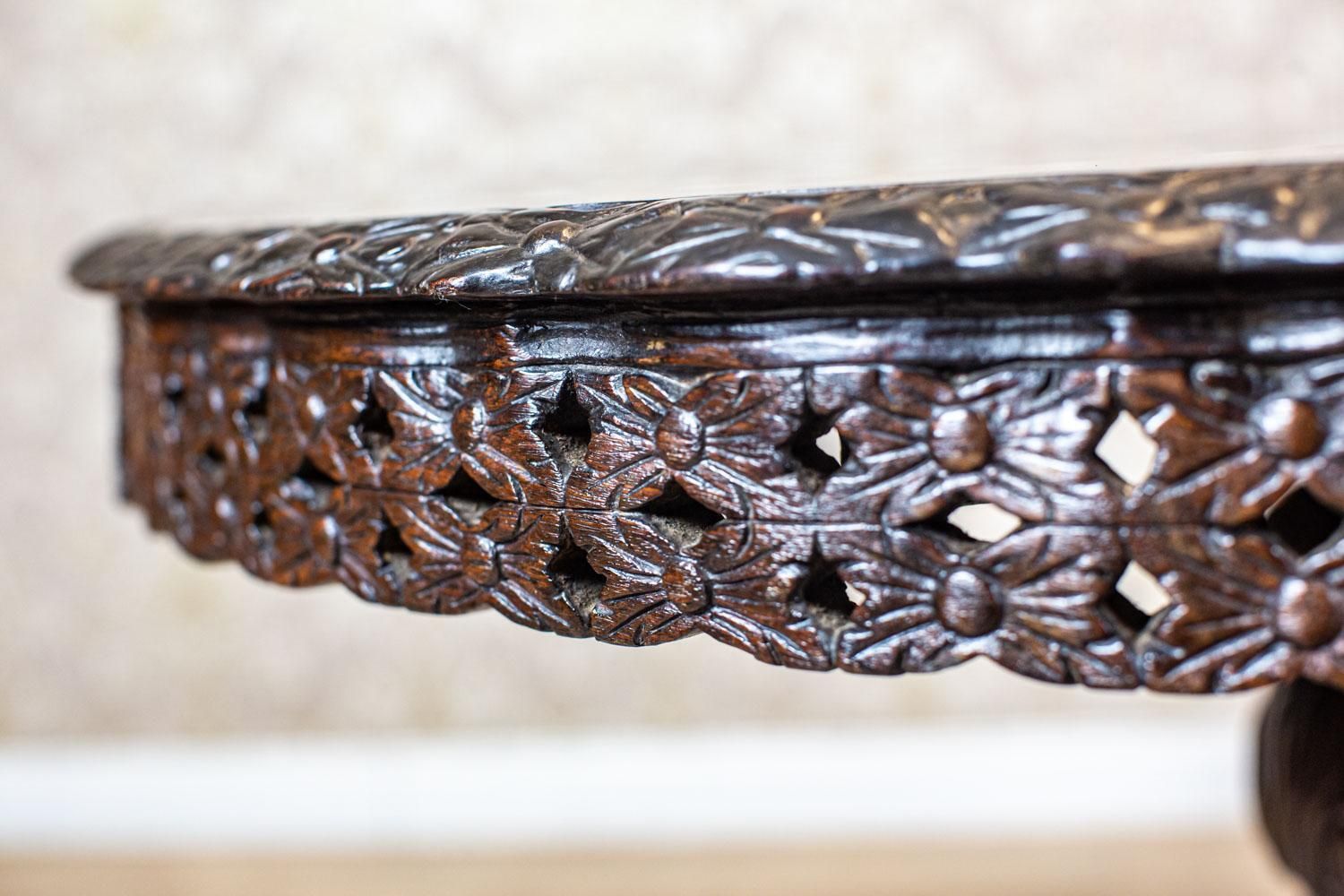 2407.0 Decorative Rosewood Table From The Turn Of The 19th And 20th Centuries photo