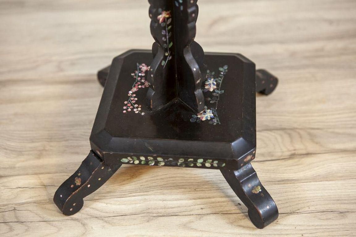 photo for sale Inlaid Oriental Tea Table From The Early 20th Century