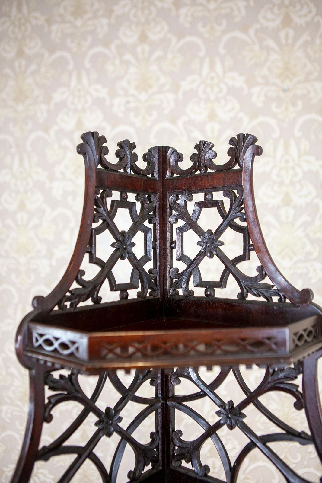 Mahogany Corner Cabinet/étagère From The Early 20th Century With Openwork Sides photo for sale