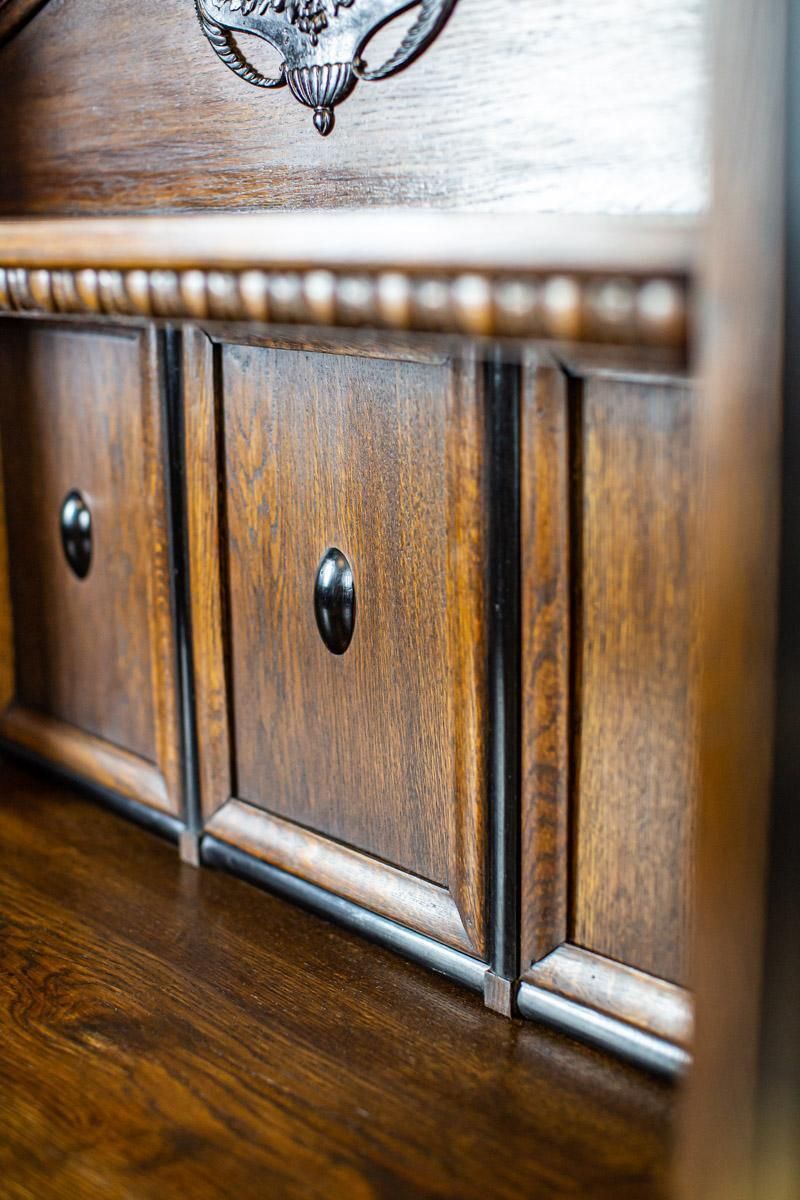 photo vinterior Grand Oak Veener Buffet From The Interwar Period
