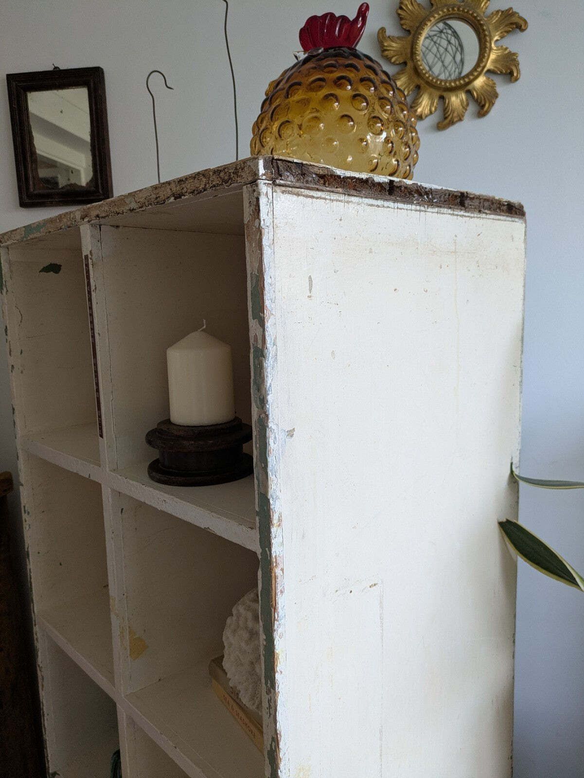 photo vinterior Vtg Haberdashery Pigeon Holes Shelving Shelves Office Sectional Storage White