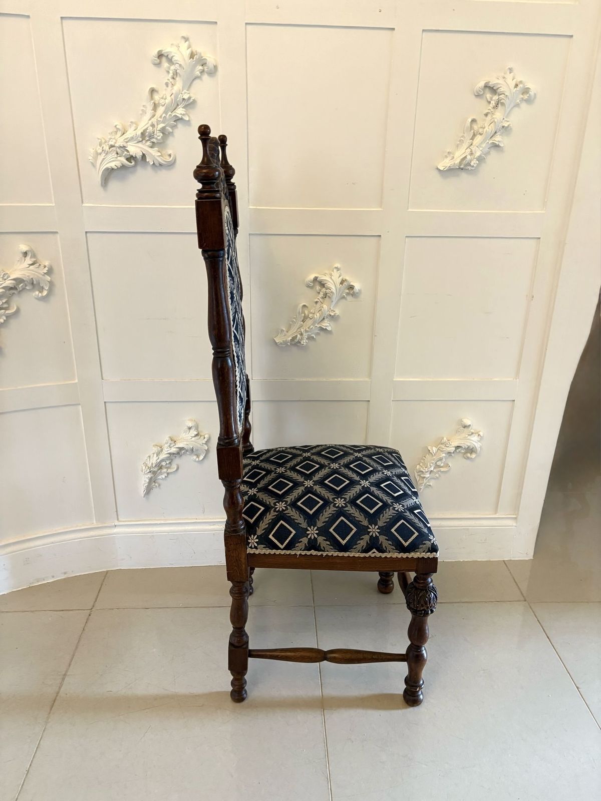 Antique Quality 19th Century Pair Of Carved Oak Side Chairs photo vinterior