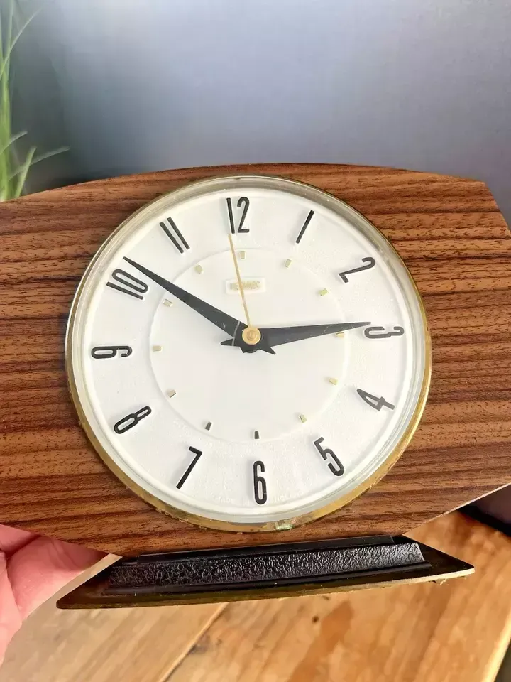 Mid Century Metamec Faux Teak Mantel Clock Bold Numbers & Hands Vintage 60s 70's photo for sale
