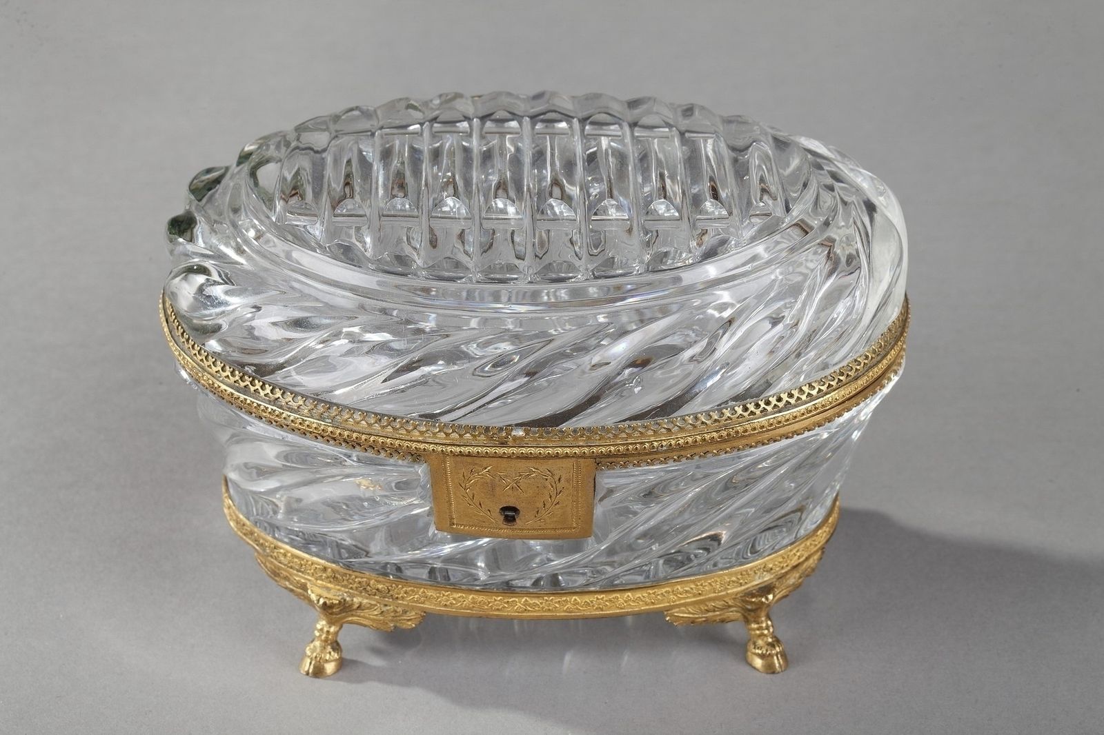 Coffret à bijoux d'époque Charles X en cristal taillé et ormolu photo Décoration