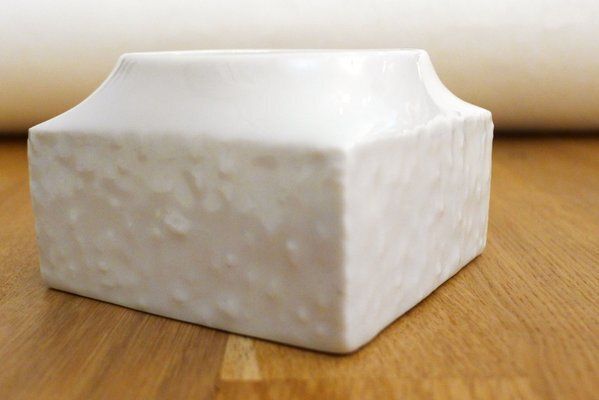Small Porcelain Toiletry Box By P. Muller For Sgrafo Modern, Germany, 1960s photo vinterior