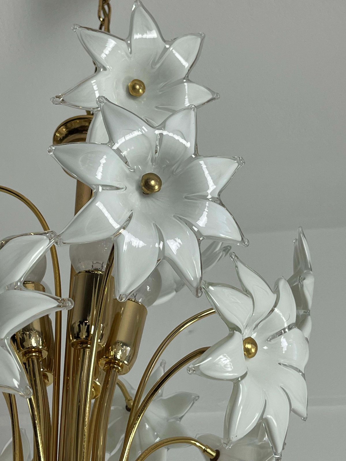 Mid Century Italian Murano Glass Floral Chandelier, 1970s photo vinterior