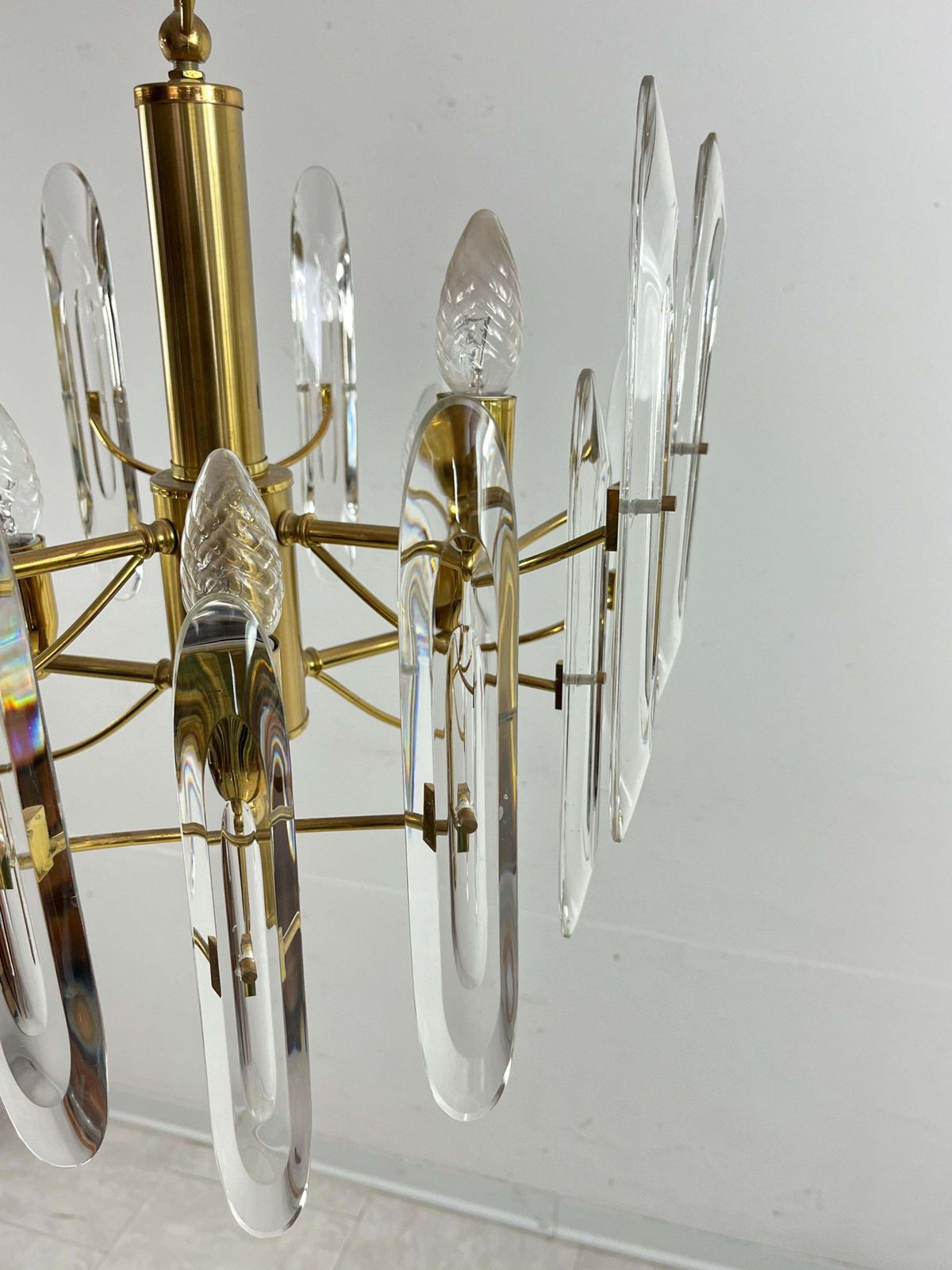 Mid Century 6 Light Brass And Crystal Chandelier Attributed To Sciolari 1960s photo vinterior