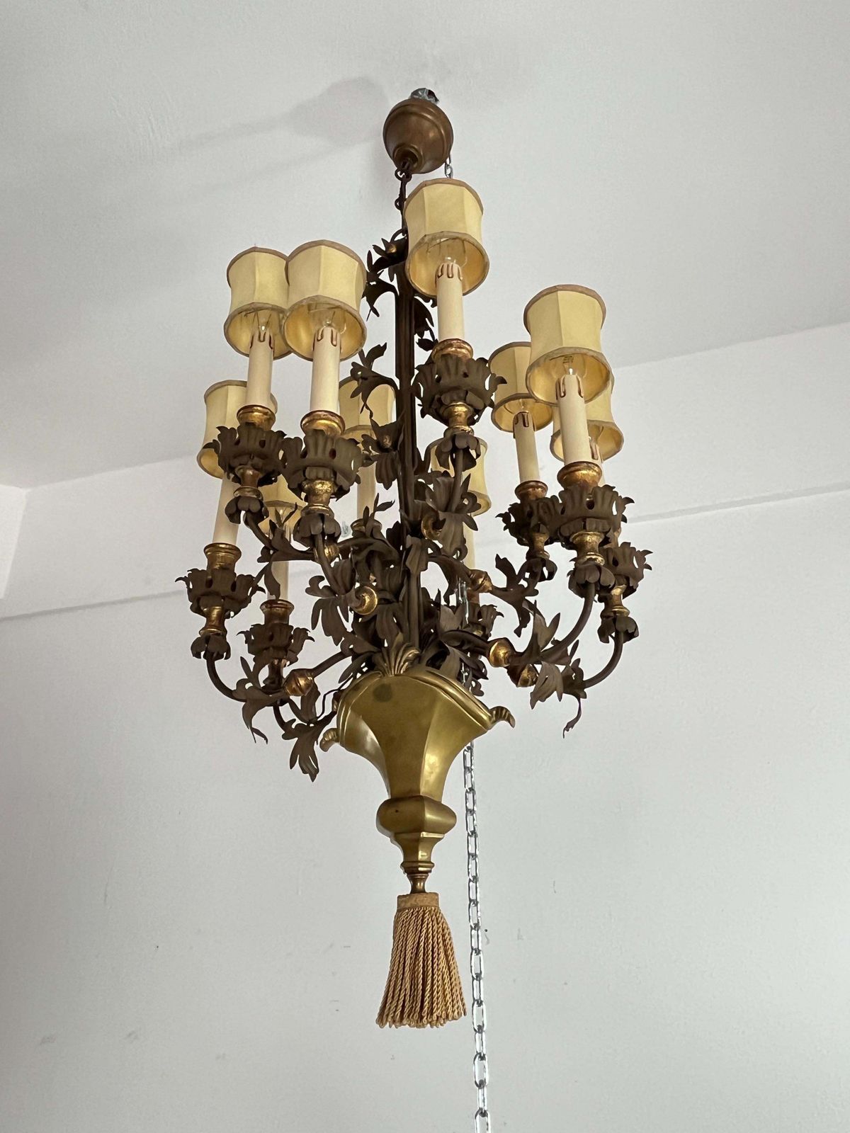 Prestigious Set Of 2 French 10 Light Chandeliers In Wrought Iron And Brass, 1980 photo vinterior