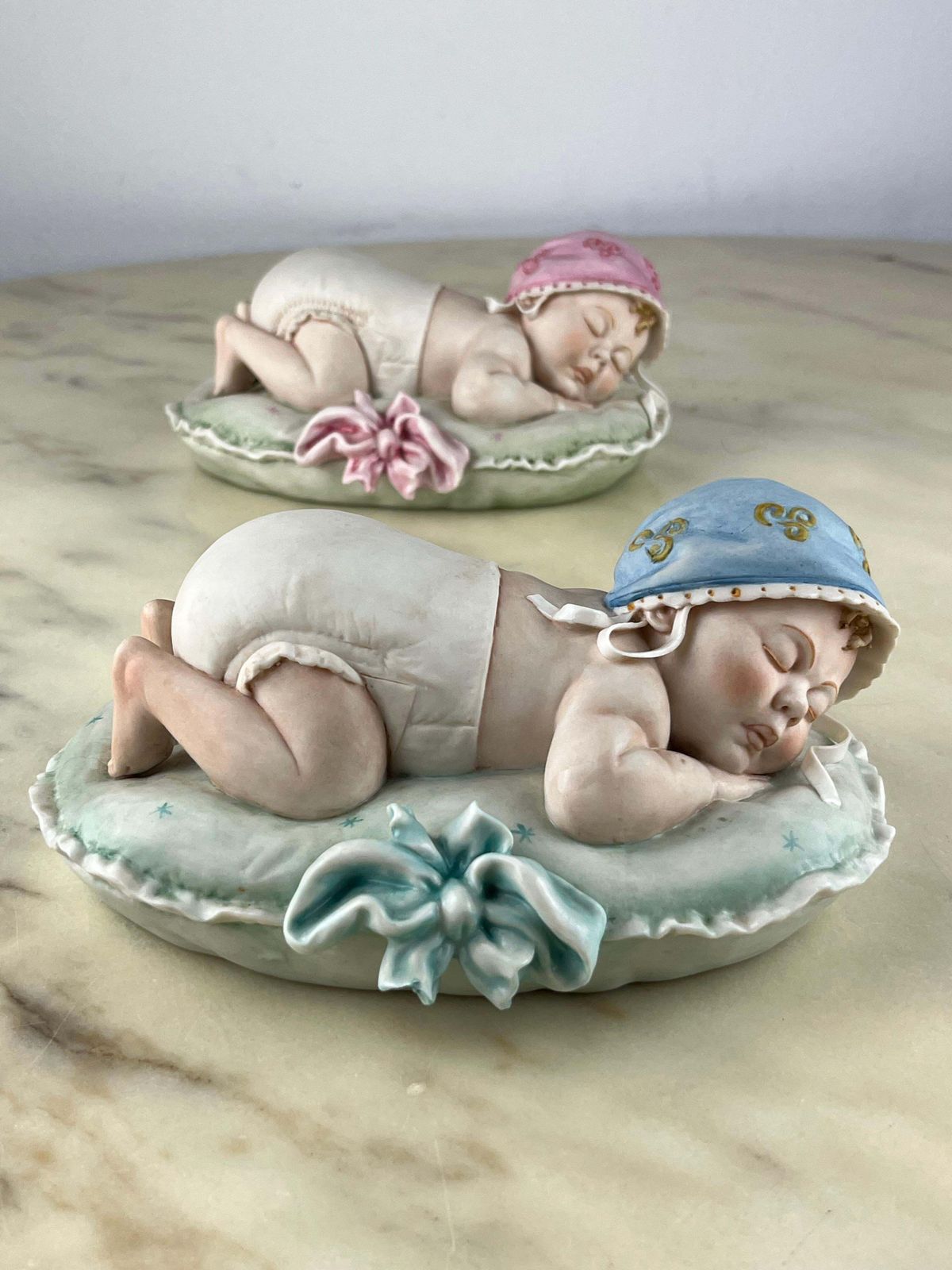 Set Of 2 Capodimonte Principe Porcelain "Sleeping Children" Made In Italy 1980 photo Art