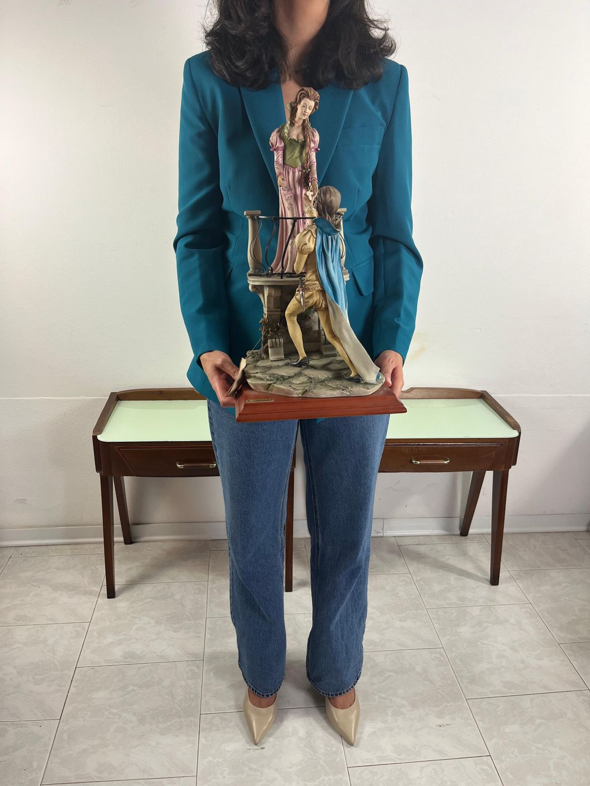 Large Mid Century Capodimonte Porcelain "Romeo And Juliet", 1960s photo furniture