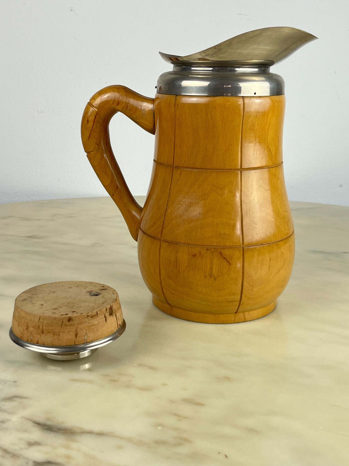 Aldo Tura For Macabo Milano Mid Century  Thermos Decanter In Walnut Wood 1950s photo for sale