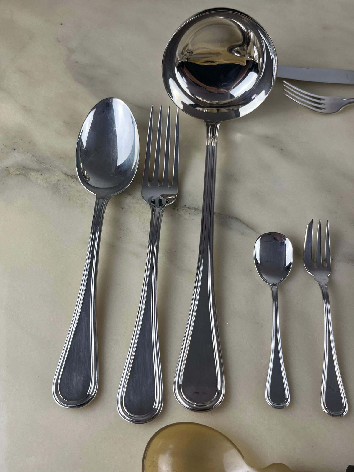 Home Decor Cutlery Service  101 Ps Of 800 Silver, English Style Italy, 1990s, Zaramella photo