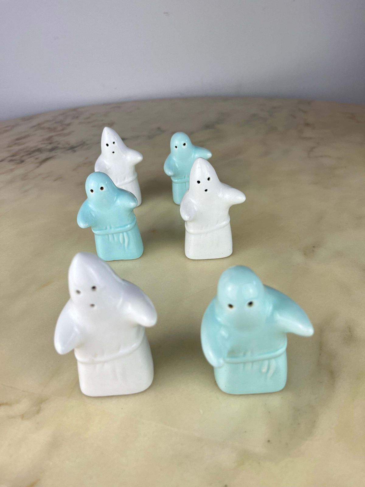 Set Of 6 Ghost Salt And Pepper Dispensers, Italy, 1980s photo vinterior