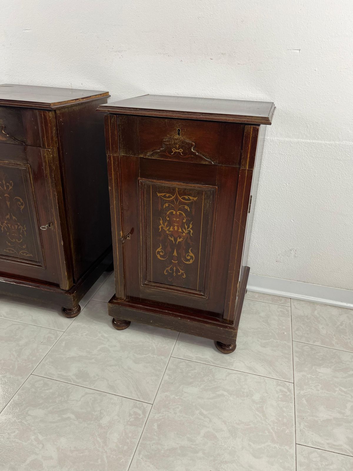 photo for sale Set Of 2 English Edwardian Bedside Tables With Inlays, 1930s