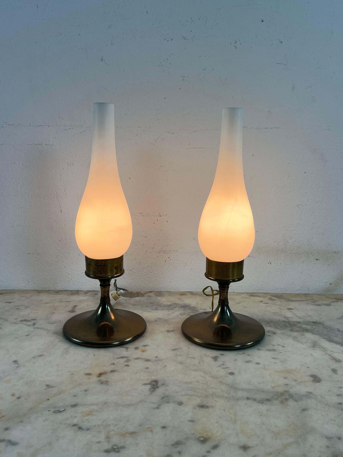 Set Of 2 Mid Century Table Lamps Attributed To Stilnovo, 1950s photo buy